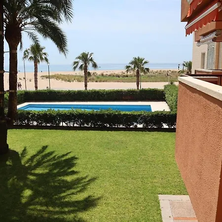 Torredembarra Apartman