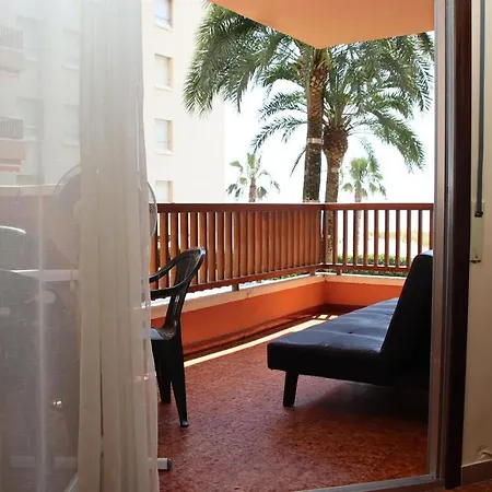 Torredembarra Apartman *